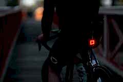 Arka Aydınlatma Stop Siyah Şarjlı Blinder Square Knog